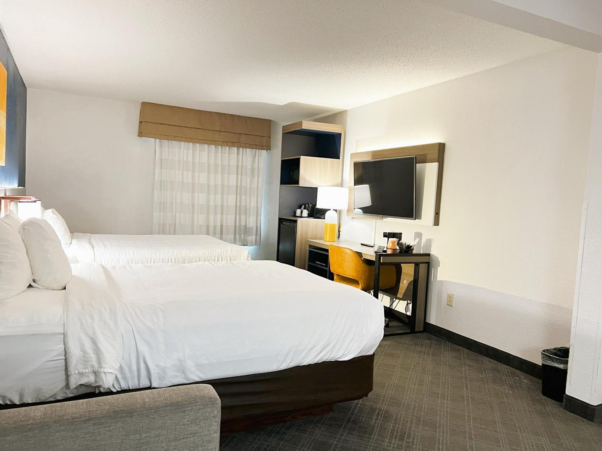 Comfort Inn & Suites Sheboygan I-43 Esterno foto